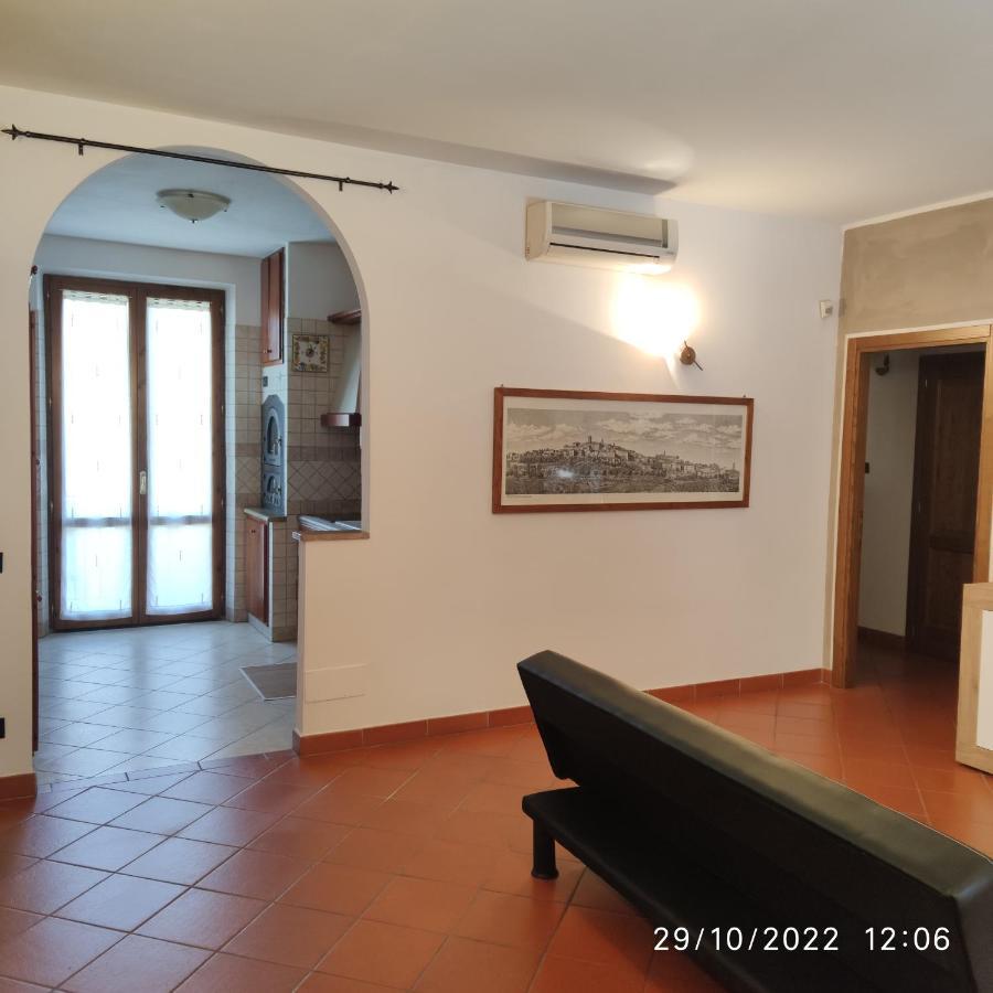 M & M Pinzi Suite Apartment Montepulciano Stazione Eksteriør bilde